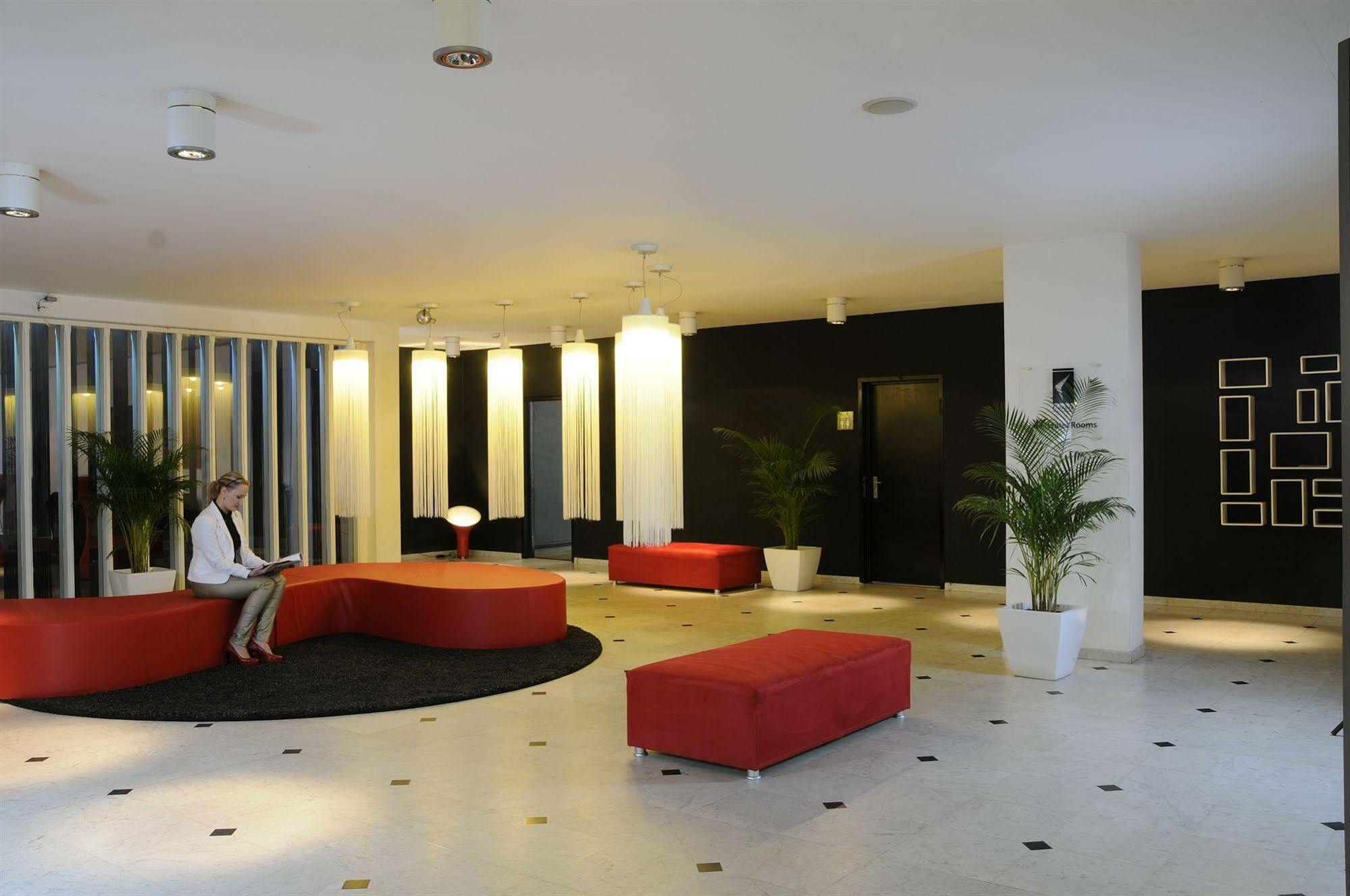 Corbie Mol Hotel Exterior photo